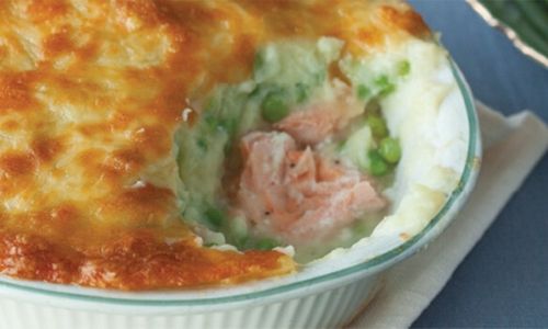 7 Fun & Easy Seafood Recipes To Try At Home cheesy fish pie